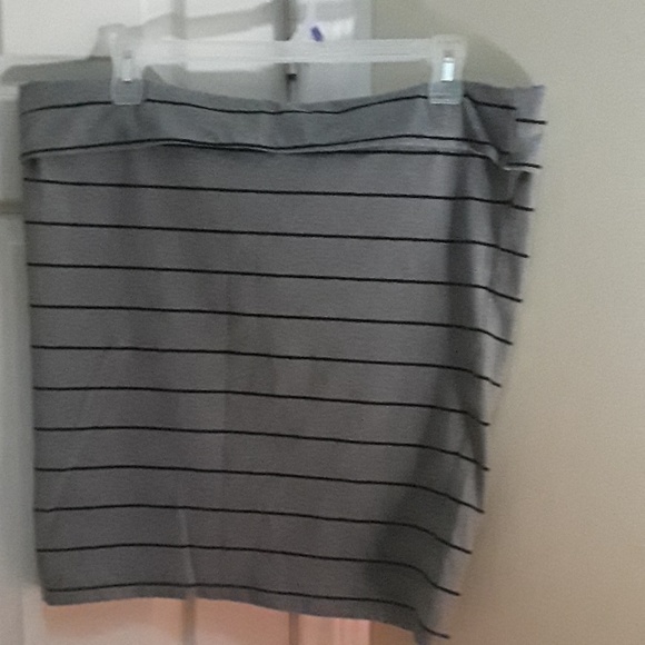 Torrid Skirt - Picture 3 of 4